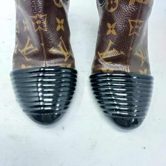 Louis Vuitton Monogram Brown Heels with Black Toe - Picture 7 of 15